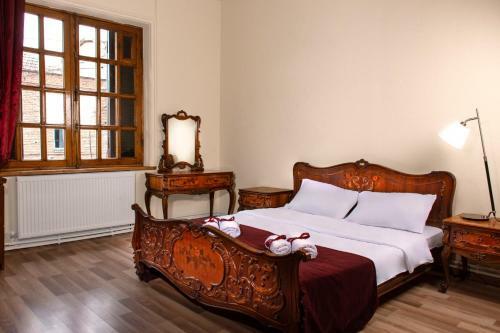 Vedzisi Garden Hotel