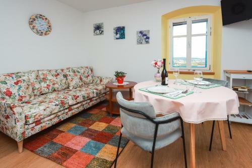 Apartmani Nad Voltun
