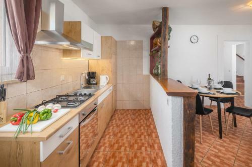 Casa Viktoria With Private Garden And Bbq