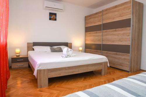 Apartment Goli