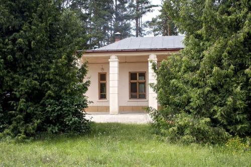 Apartamento Pabazi Train Station