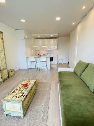 Apartamento New Build Studia With Free Parking