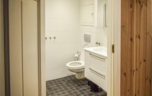 Stunning Apartment In Gol With Wifi And 2 Bedrooms
