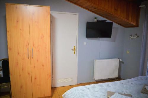 Hostal Royal Tsv Rooms