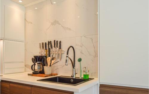 Stunning Home In V�rmd� With Wifi And 2 Bedrooms