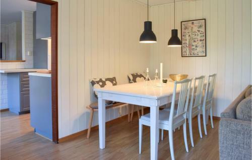 Awesome Home In F�rjestaden With 2 Bedrooms