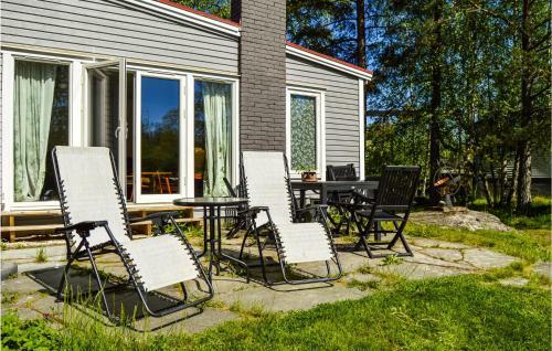 Awesome Home In Gnesta With Wifi And 5 Bedrooms