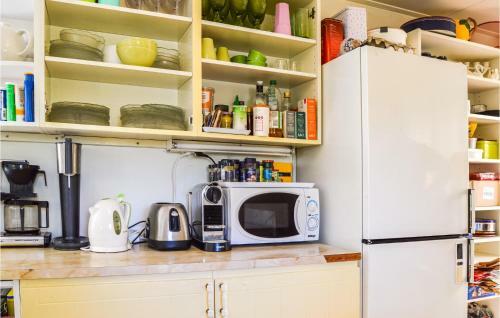 Awesome Home In Gnesta With Wifi And 5 Bedrooms