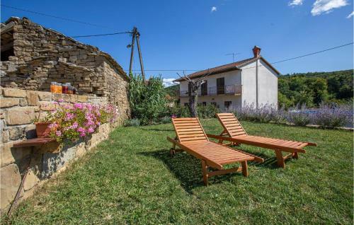 Awesome Home In Gracisce With 1 Bedrooms