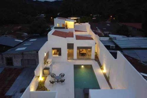 Casa La Estaci�n Del Silencio.