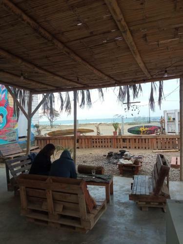 Hostal Chill Zone Surf House