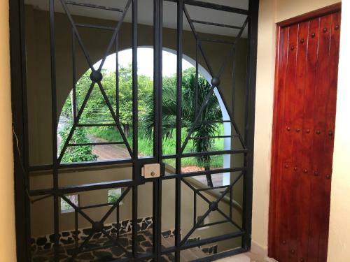 Beautiful Apartment Few Steps From The Beach