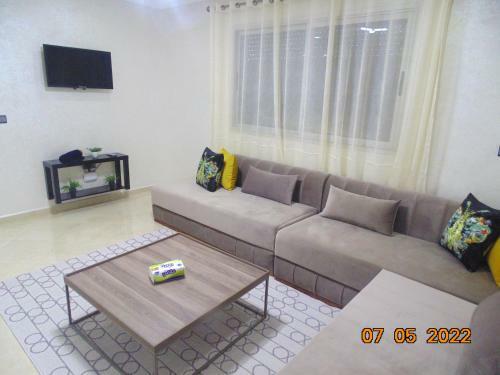 Apartamento Short Term Rentals
