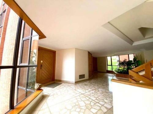 Hermoso Apartamento En El Poblado.