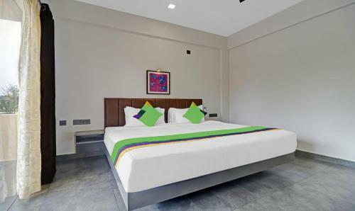 Hotel Treebo Trend Grand Vistara Airport Suites