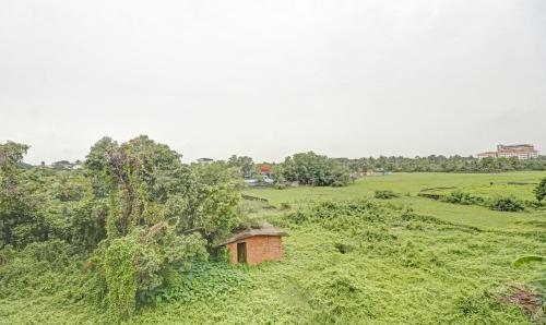 Hotel Treebo Trend Grand Vistara Airport Suites