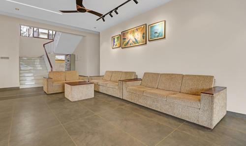 Hotel Treebo Trend Grand Vistara Airport Suites