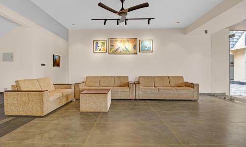 Hotel Treebo Trend Grand Vistara Airport Suites