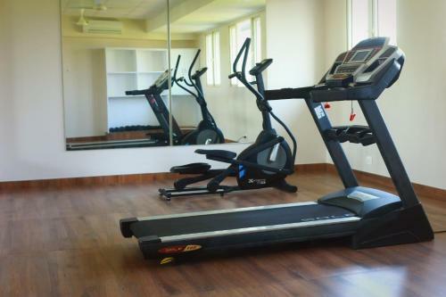 Hotel Tgr Suites