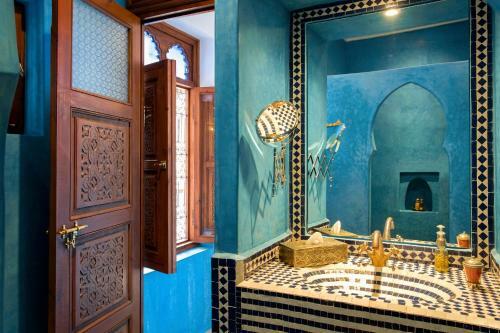 Riad Astra Damus Hotel
