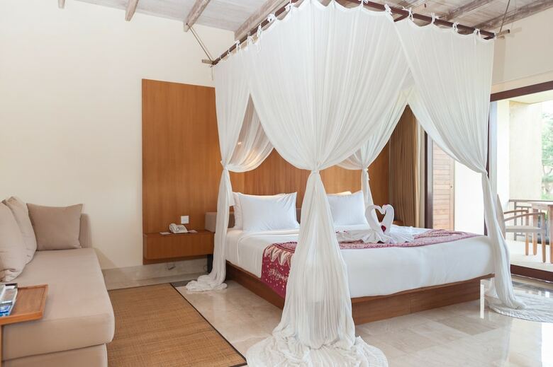 Hotel Komaneka Resort