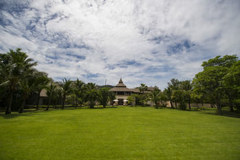 Hotel Layana Resort & Spa