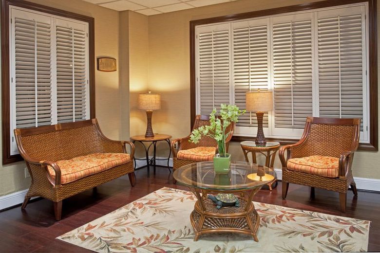 Holiday Inn Hotel & Suites Harbourside