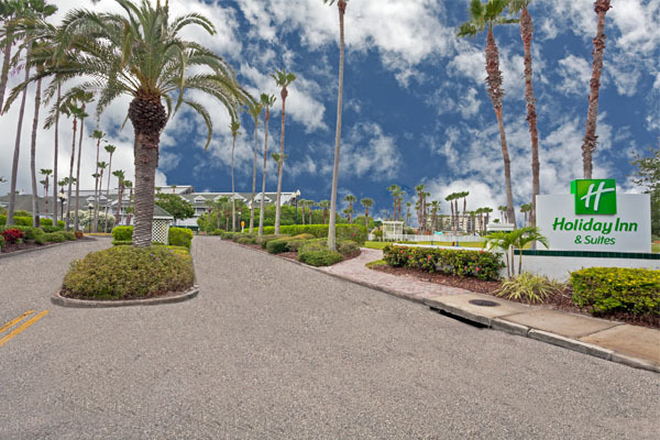 Holiday Inn Hotel & Suites Harbourside