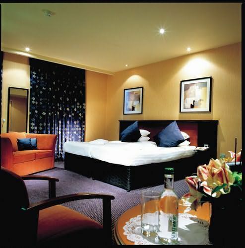 The Queen's Gate Hotel