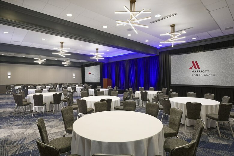 Hotel Santa Clara Marriott