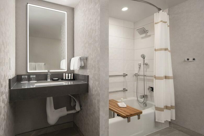 Hotel Santa Clara Marriott