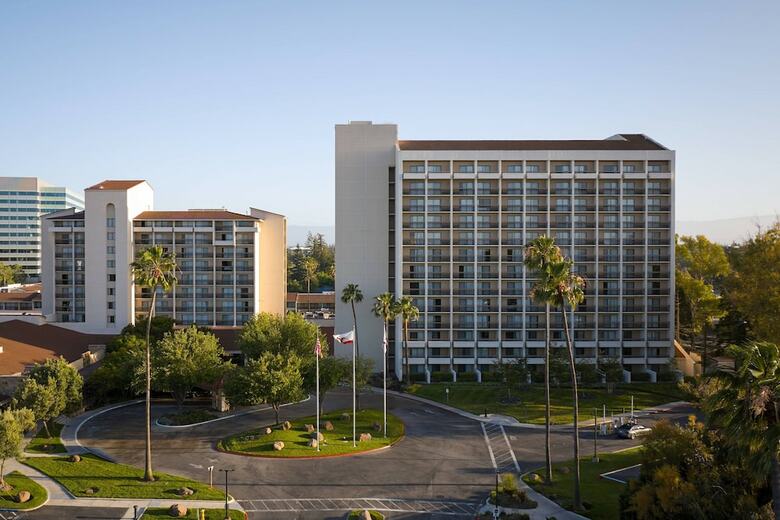 Hotel Santa Clara Marriott
