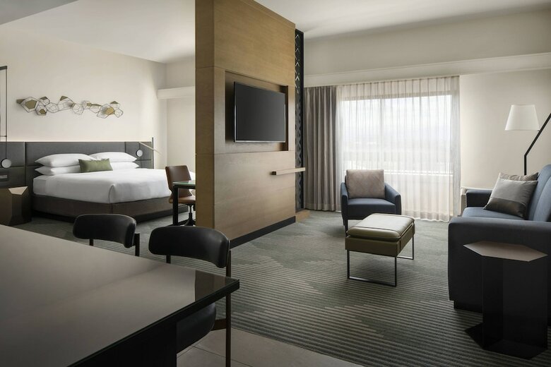 Hotel Santa Clara Marriott