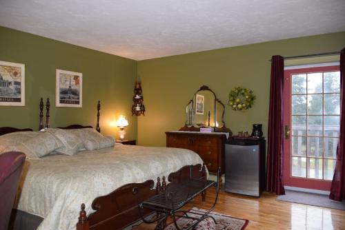 Hotel Auberge Wild Rose Inn