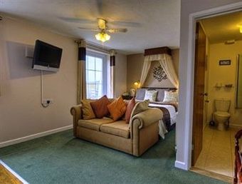 Hostal The Windward