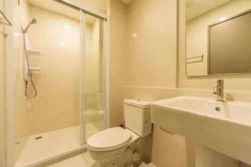 Apartamento Rooftop Infinity Swimming Pool Thebase Condo