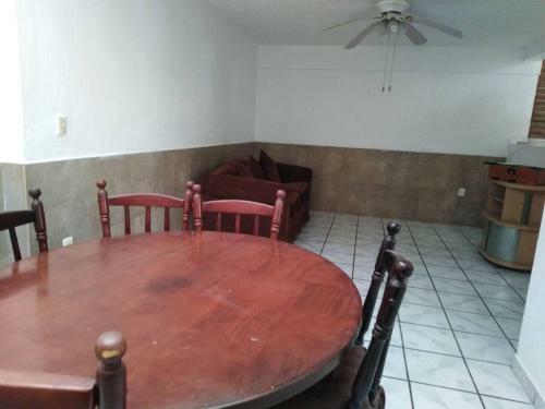 Casa Entera Con 3 Hab C/u Con Ba�o Propio+sof�cama