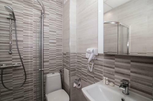 Brand New Apartment With Pool Gym And Playground