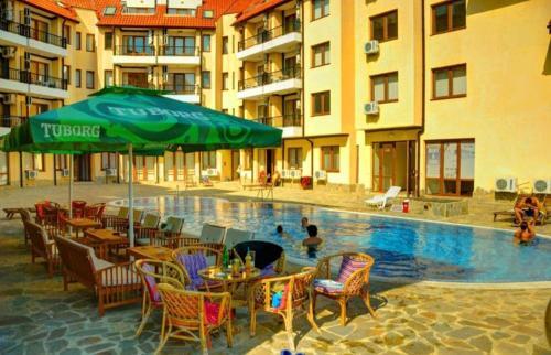 Brand New Apartment With Pool Gym And Playground
