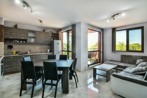 Apartamento Two Br Flat Close To Sea And Beach