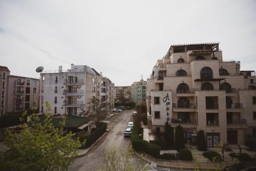 Apartamento ~ Elit ~ Studio With A Pool In Sunny Beach