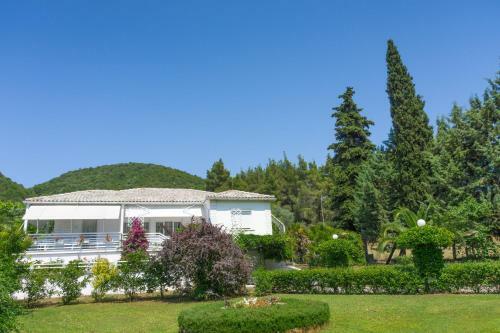 Big Country House, 10' From The Beach