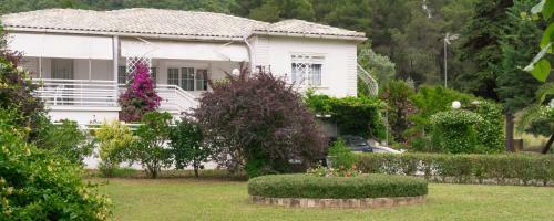 Big Country House, 10' From The Beach