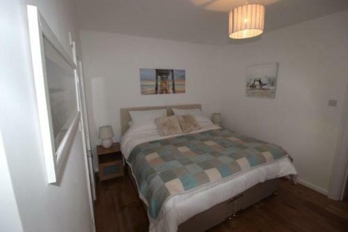 8 Palm Court - A Beautiful Two Bedroom Apartment!