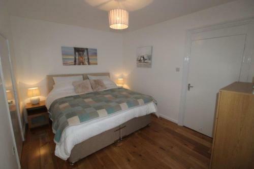8 Palm Court - A Beautiful Two Bedroom Apartment!