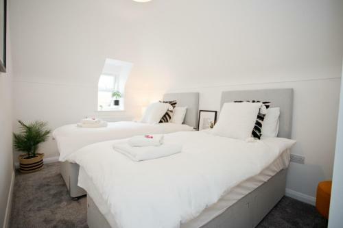 Apartamento Stylish 2 Bedroom Apt - Parking - 5 Mins Walk To Beach