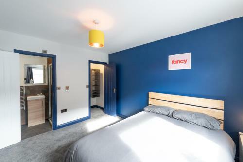 Apartamento Bristol Mural By Mycityhaven