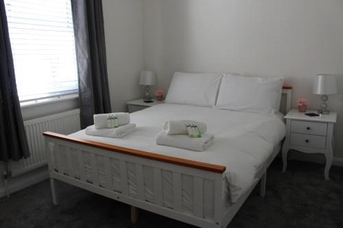 Central Hove, Entire 2 Bed House