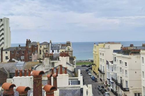 Large Regency Beach House Dog Friendly Brighton