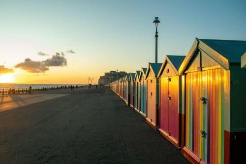 Large Regency Beach House Dog Friendly Brighton